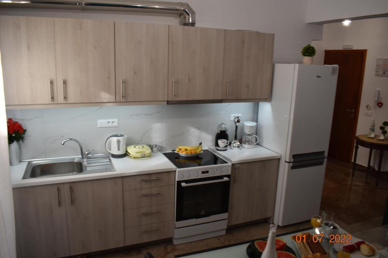 Luxury Lake - Center House Agios Nikolaos Exterior foto